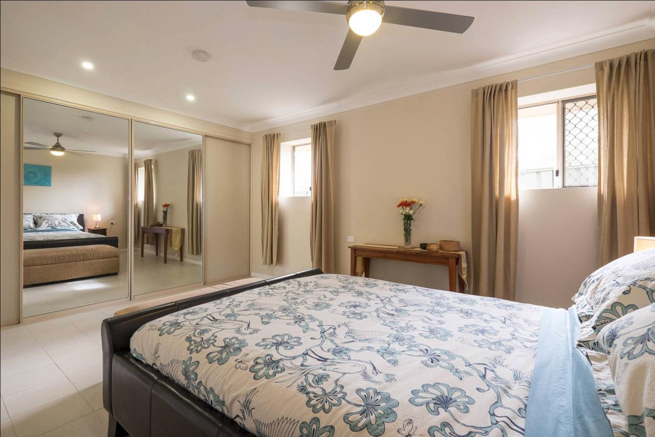 The Villa At The Bay Deception Bay Bagian luar foto